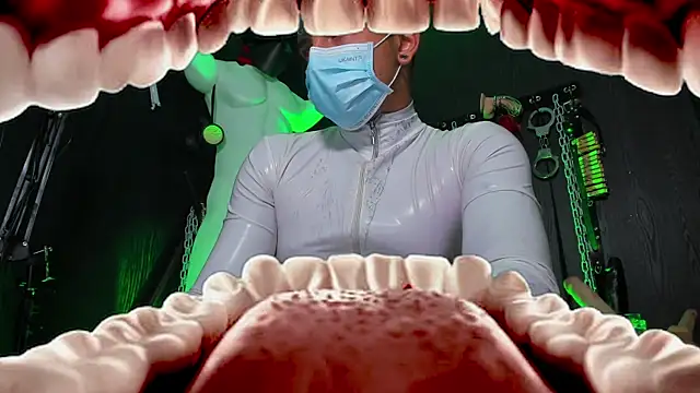 Master Connor BDSM online show from 04-21-26, 01:42