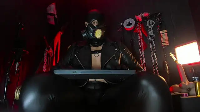 Master Connor BDSM online show from 05-18-26, 10:15