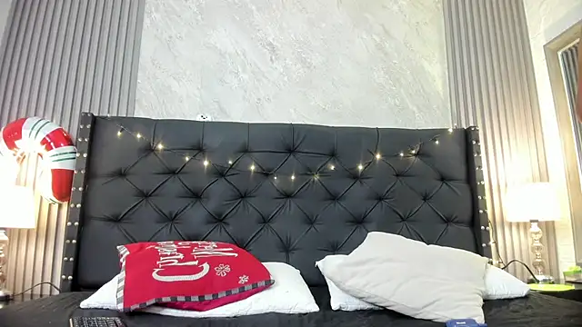 Snapshot of camila__bouzas chatting on 12-05-25, 07:10 camila bouzas online show from 12-05-25, 07:10