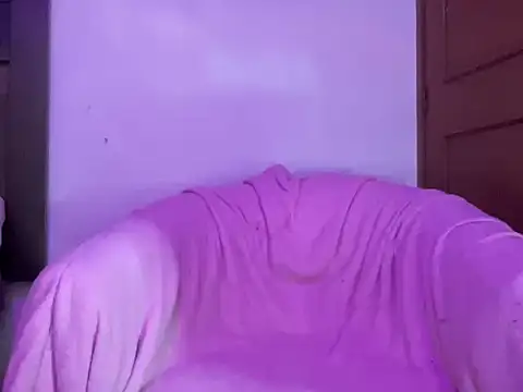 Snapshot of celexxte chatting on 11-12-25, 06:41 celexxte online show from 11-12-25, 06:41