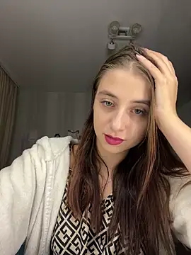 ScarletVelur online show from 11-28-25, 08:33