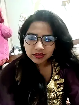 Vanshika1432 online show from 11-10-25, 04:22