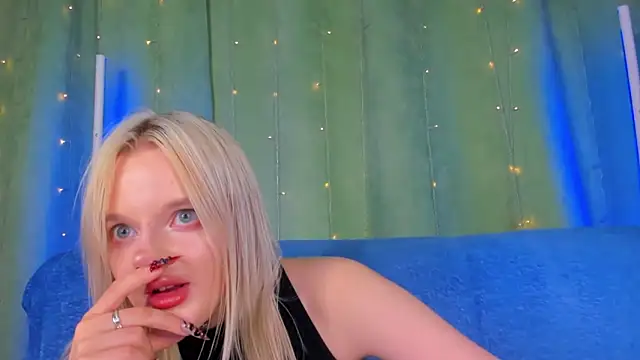AlessaKiss online show from 06-03-26, 02:33