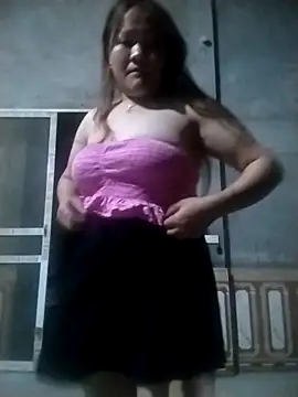 Snapshot of mai-cute chatting on 10-21-25, 01:01 mai-cute online show from 10-21-25, 01:01