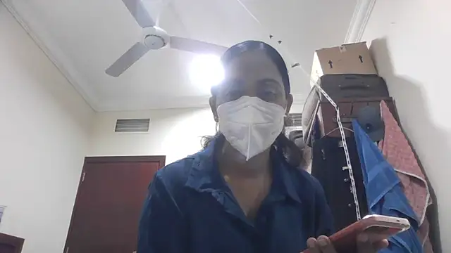 Snapshot of shainiasha1 chatting on 06-04-26, 04:57 shainiasha1 online show from 06-04-26, 04:57