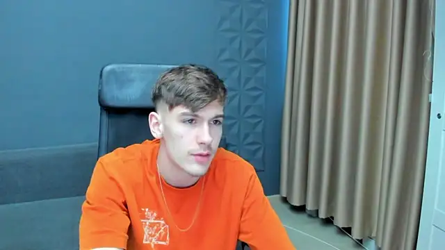 BradyFlint online show from 04-08-26, 04:12