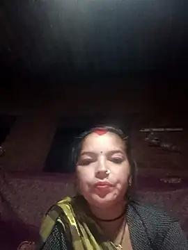 Snapshot of M-MAYA chatting on 11-30-25, 03:05 M-MAYA online show from 11-30-25, 03:05