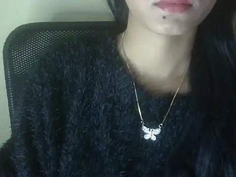 Shezi N online show from 07-18-26, 10:52
