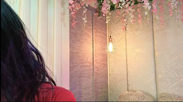 Snapshot of Rynka_ chatting on 06-14-26, 04:36 Rynka online show from 06-14-26, 04:36