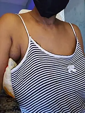 Snapshot of Desi_Maya69 chatting on 06-26-26, 05:45 Desi Maya69 online show from 06-26-26, 05:45