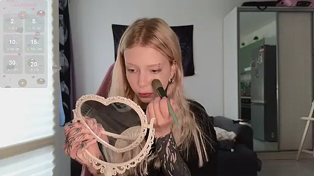 Snapshot of eliza_saddcat chatting on 10-30-25, 09:55 eliza saddcat online show from 10-30-25, 09:55