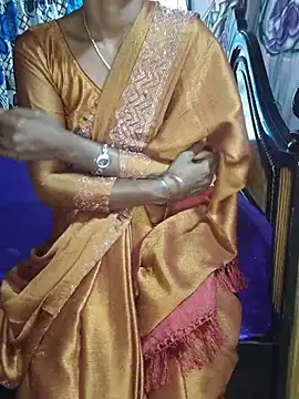 Snapshot of sarika-telugu chatting on 05-18-26, 02:40 sarika-telugu online show from 05-18-26, 02:40