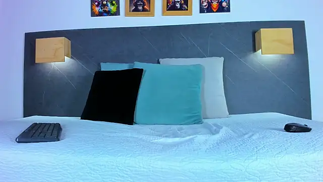 iamdoll online show from 02-19-26, 08:27