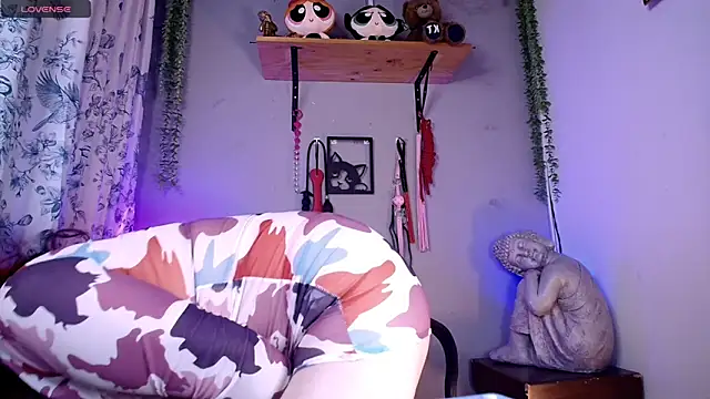 Violetafetish-dirty online show from 04-22-26, 03:09