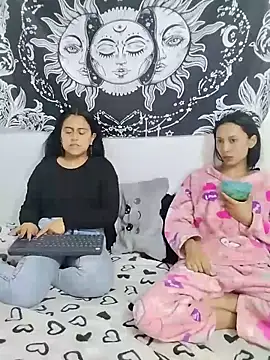 emily n abby online show from 06-09-26, 01:12