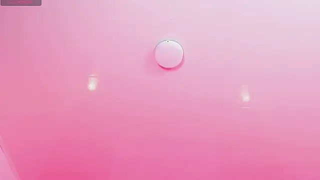 Halleyrosse online show from 02-26-26, 08:52