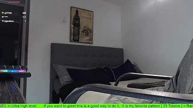 Snapshot of SugaredDigit chatting on 10-04-25, 01:03 SugaredDigit online show from 10-04-25, 01:03