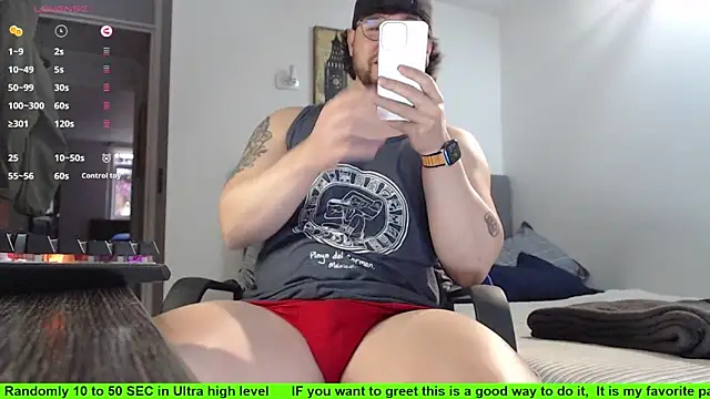 Snapshot of SugaredDigit chatting on 10-18-25, 09:15 SugaredDigit online show from 10-18-25, 09:15