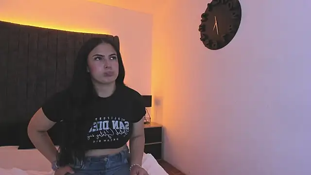 AuraSky  online show from 10-28-25, 07:27