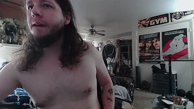 biggerisbetter12 online show from 05-22-26, 01:06