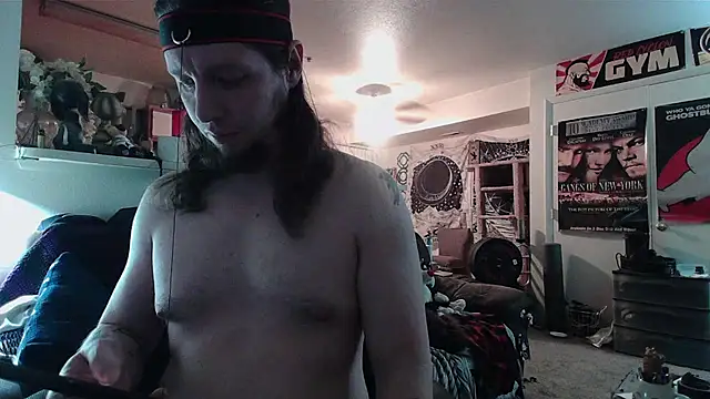 biggerisbetter12 online show from 07-18-26, 09:02