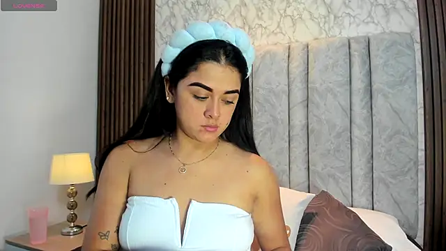 goddessfeetxx online show from 11-11-25, 10:10