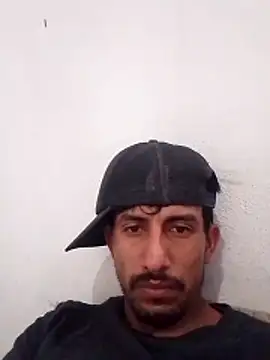 Snapshot of Orlao25cm chatting on 03-20-26, 10:03 Orlao25cm online show from 03-20-26, 10:03