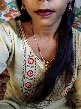 Snapshot of Itz_Aisha__ chatting on 06-20-26, 05:32 Itz Aisha online show from 06-20-26, 05:32