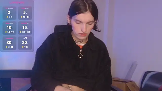 Scarlett crastrawberry online show from 11-24-25, 10:53