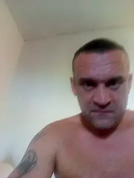 Snapshot of PeteR1987- chatting on 07-15-26, 07:02 PeteR1987- online show from 07-15-26, 07:02