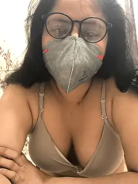 Lovely Tannu online show from 11-18-25, 12:42