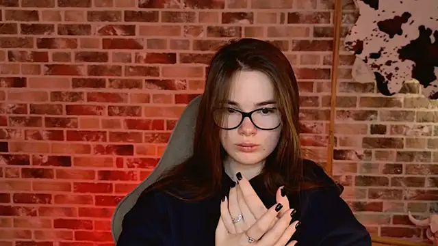 May Bloom online show from 02-12-26, 06:08