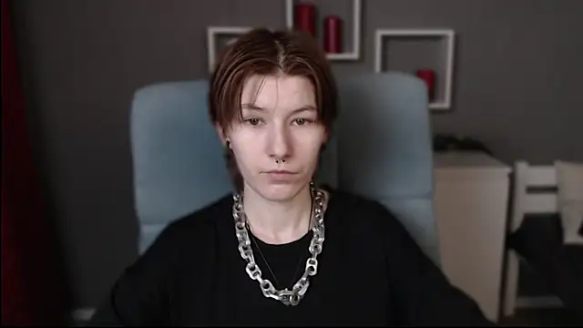 guitarandangell online show from 11-25-25, 07:19