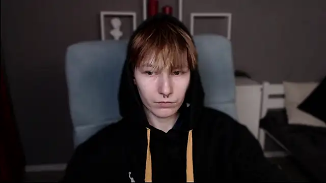 guitarandangell online show from 02-26-26, 02:27