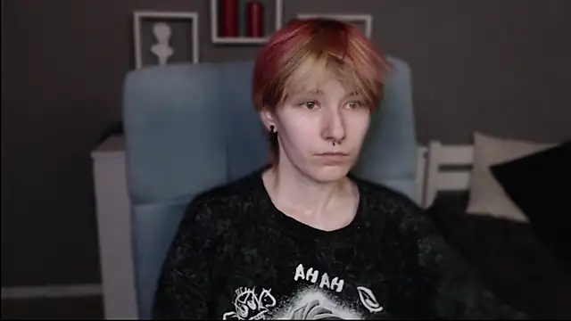 guitarandangell online show from 04-17-26, 07:33