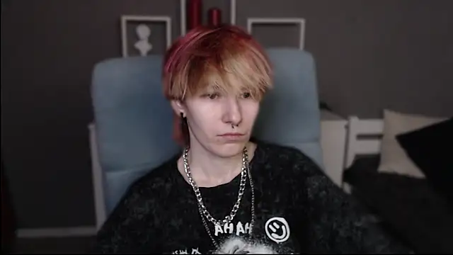 guitarandangell online show from 04-18-26, 07:45