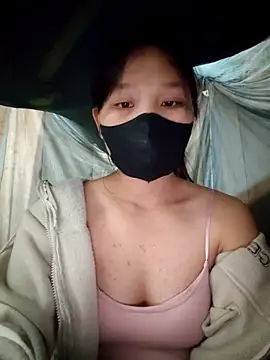 linh-miu99 online show from 01-19-26, 06:17