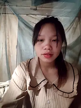 linh-miu99 online show from 02-21-26, 08:15
