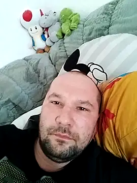 Snapshot of Berghochzugfahrt chatting on 11-08-25, 07:41 Berghochzugfahrt online show from 11-08-25, 07:41