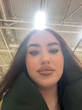 KiraSunshine online show from 12-15-25, 03:55