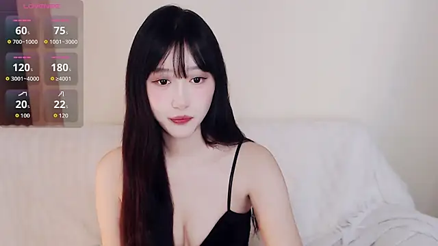 Snapshot of Xiaowen-wen chatting on 11-01-25, 01:35 Xiaowen-wen online show from 11-01-25, 01:35