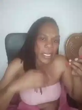 Hotcougar online show from 11-17-25, 08:09