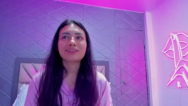 ViolettRouse online show from 12-16-25, 04:34