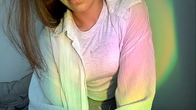 LunaAfrodita online show from 10-18-25, 10:27