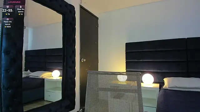 melanie roux   online show from 03-12-26, 05:41