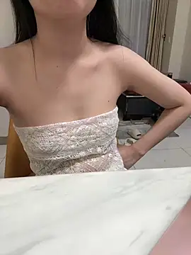 Minhee22 online show from 11-08-25, 05:45