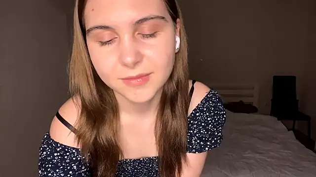 MyraLitterers online show from 12-21-25, 03:41