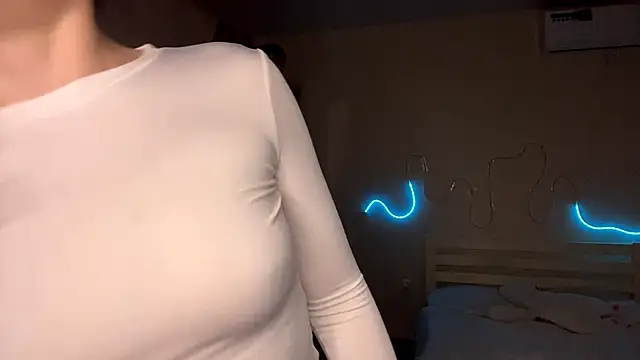 MyraLitterers online show from 04-08-26, 04:18