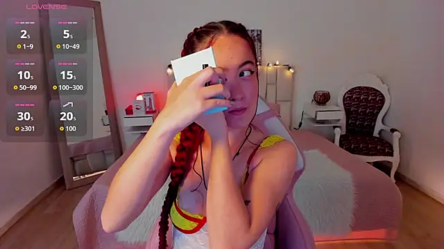 Amaraa couper1 online show from 11-01-25, 03:30