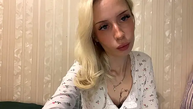 Twist drip blonde online show from 10-27-25, 02:21